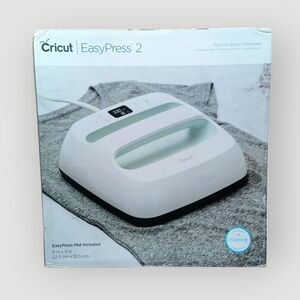 Cricut EasyPress 9" × 9" 2 Heat Press - White with Mint Accent New